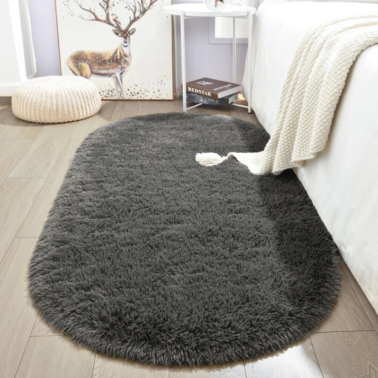 Tapete Felpudo Oval Decozy – Conforto, Elegância e Aconchego para Quarto e Sala